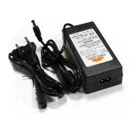 LED 12 V DC tápegység – 5 A / 60 W, plug & play, műanyagházas - Life Light LED